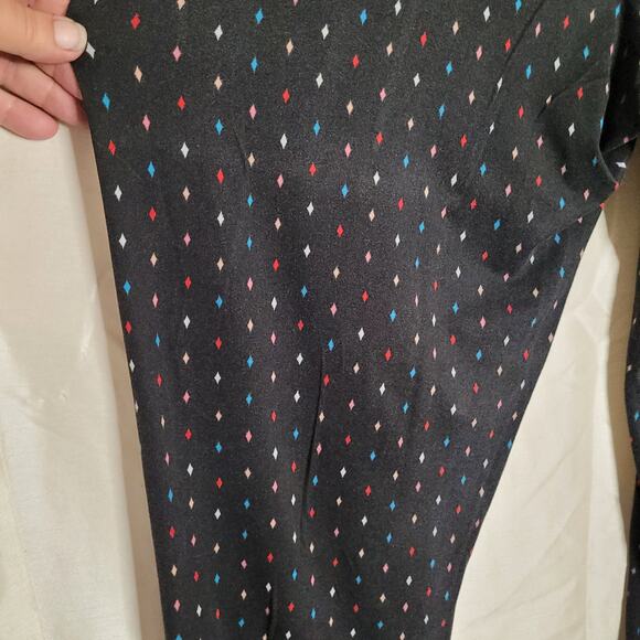 Women's 3XL Black Pajama Pants with Diamond Pattern - Picture 11 of 15